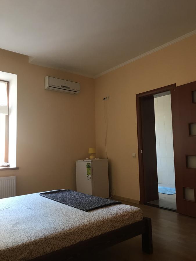 Veranda Guest House Czarnomorsk Zewnętrze zdjęcie