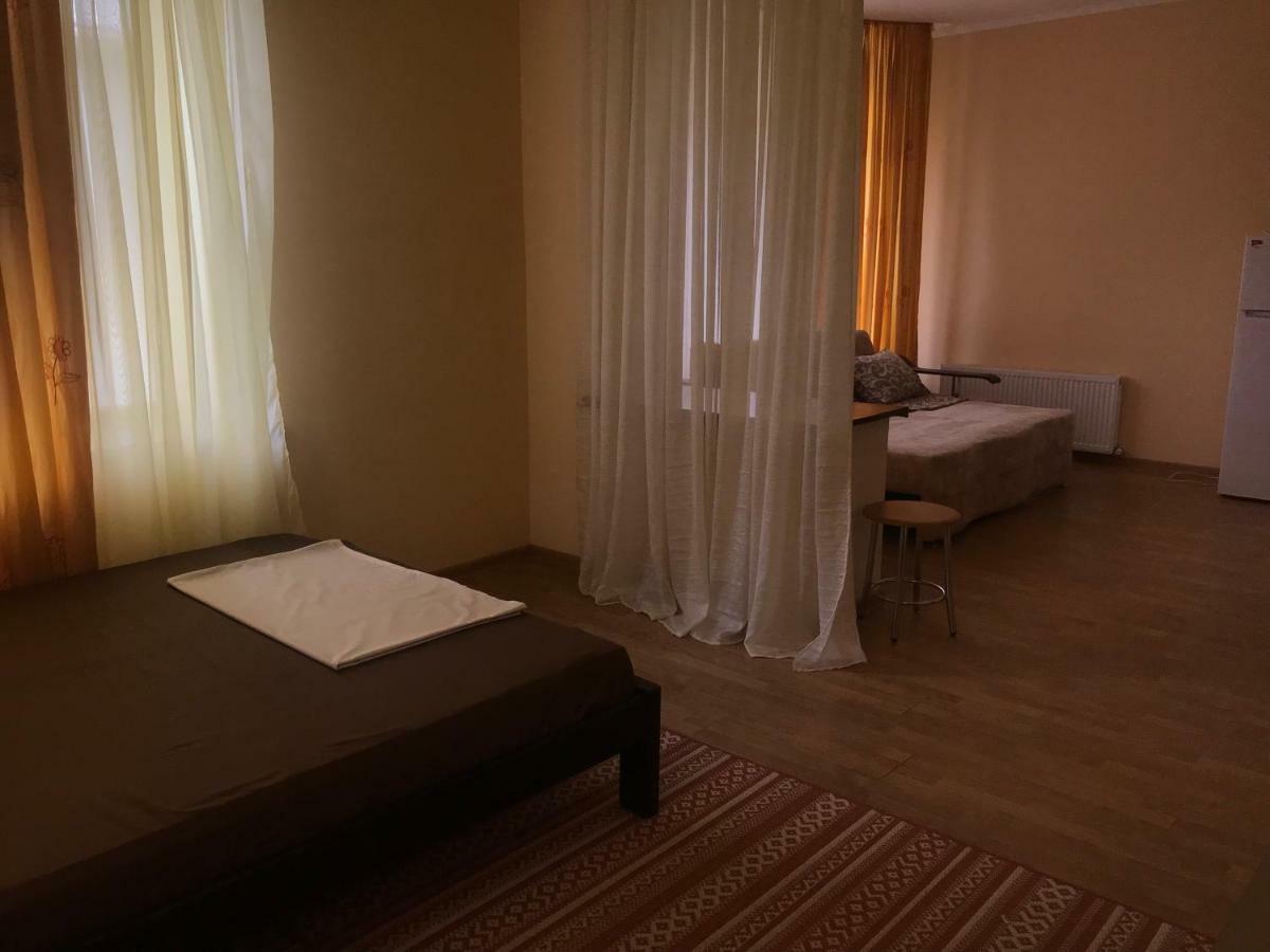 Veranda Guest House Czarnomorsk Zewnętrze zdjęcie
